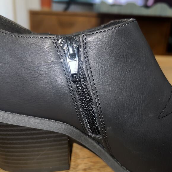 SOLD - Picture 6 of 9